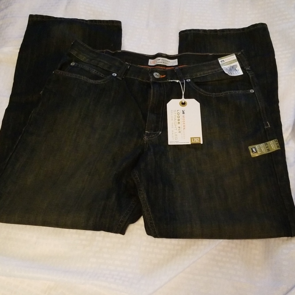 NWT Lee modern series 36 × 32